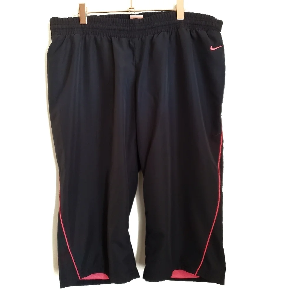 Nike Pants L Large Black Capri Track The Athletic Dept